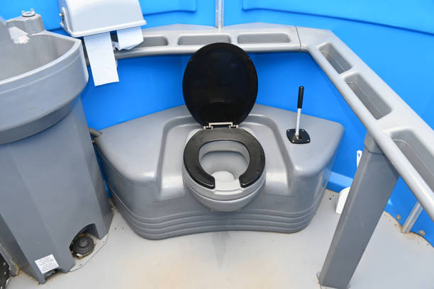 Best Portable bathroom rental  in Pierceton, IN